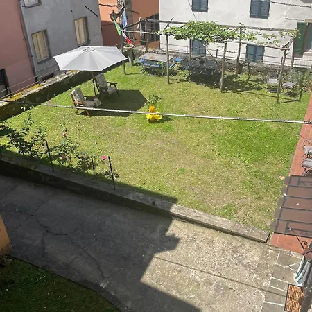 Palazzo Due Sorelle - Giardino Lägenhet Barga